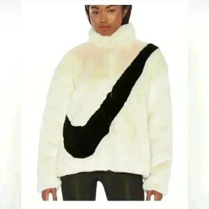 Nike Essentials Women's Off White Faux Fur Plush Large Logo Full Zip Jacket S